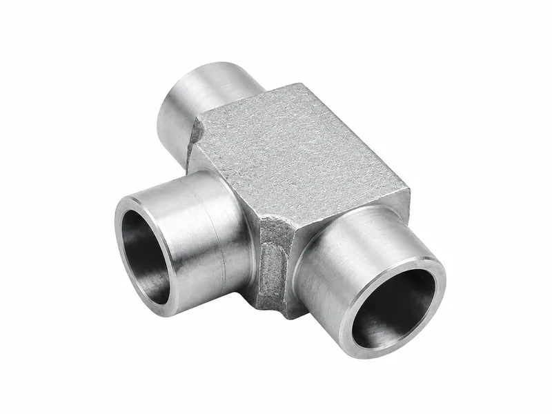Three-port machined branch fitting prepared for welded tube connections